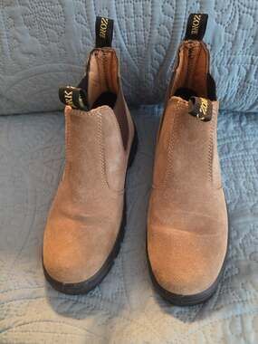 Work Zone Suede Leather Chelsea Work Boots Tan Brown Mens Size 9.5 NWOT